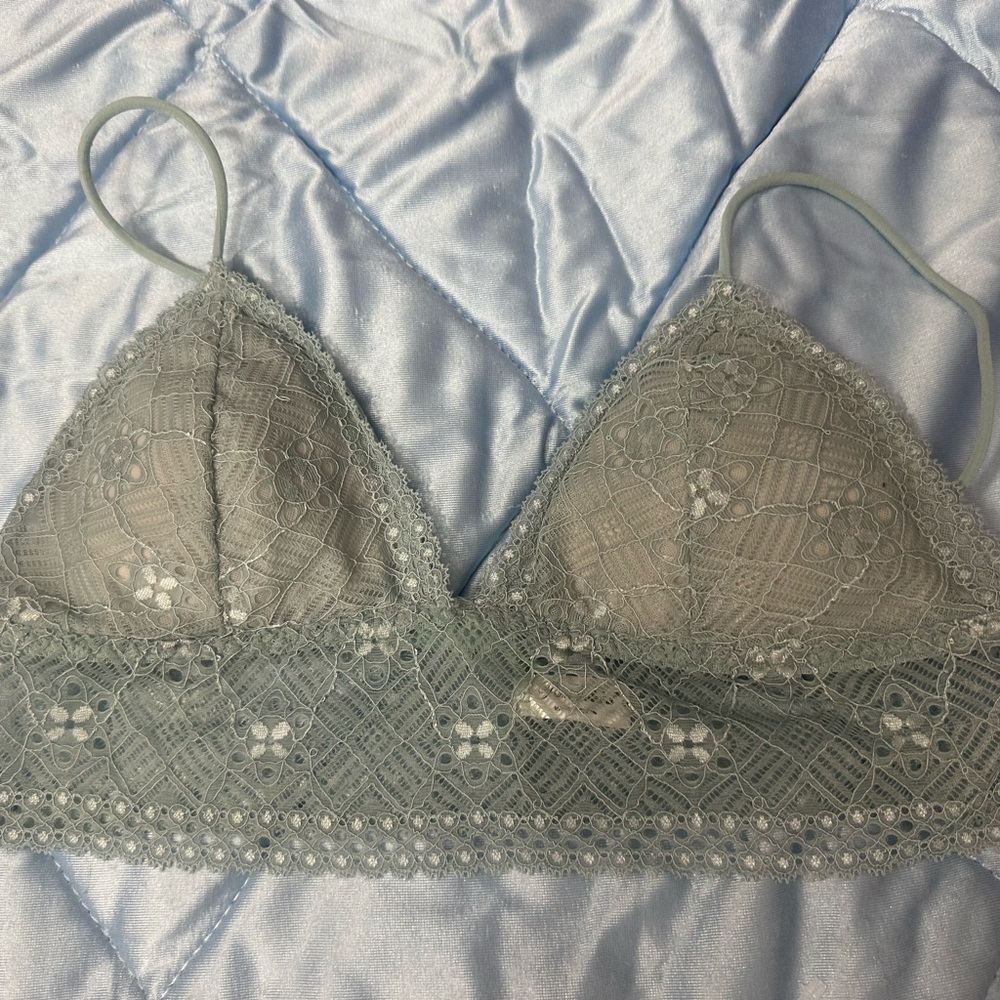 Valentina Green Lace Bralette Wireless Intimates